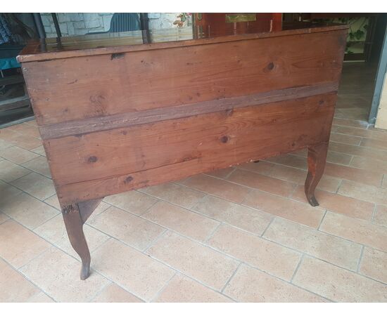 Tuscan chest of drawers, mid-18th century, restored in perfect condition     