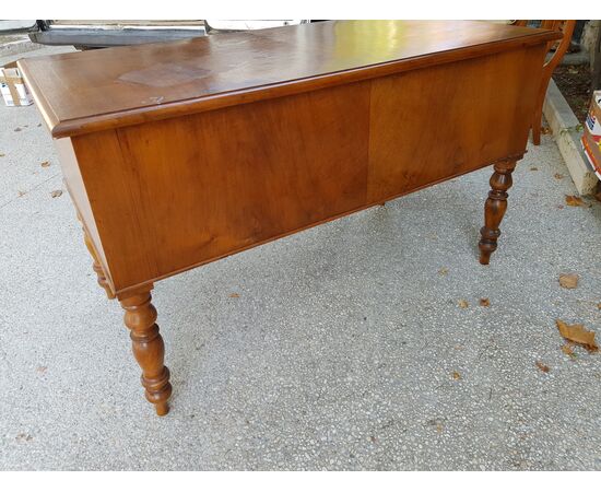 Tuscan walnut writing desk Period 19th century     