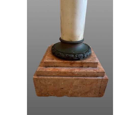 MARBLE COLUMN     