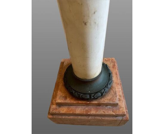 MARBLE COLUMN     