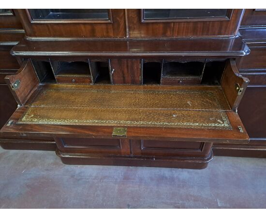 Credenza stile vittoriano