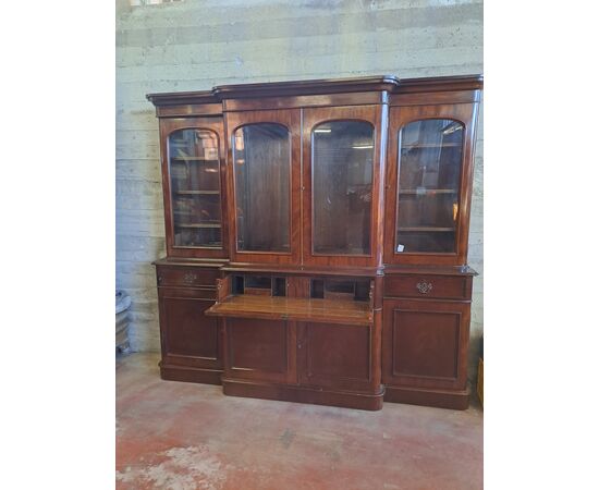 Credenza stile vittoriano