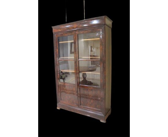 Two-door mahogany display cabinet     