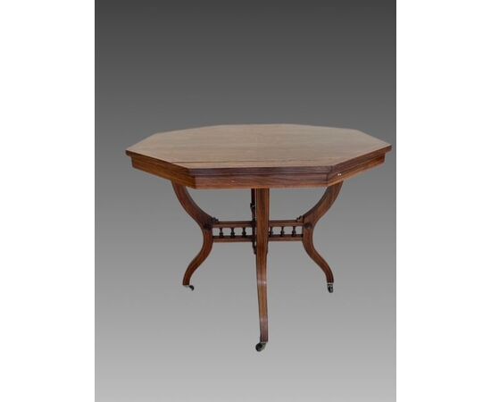 English center table, coffee table antique