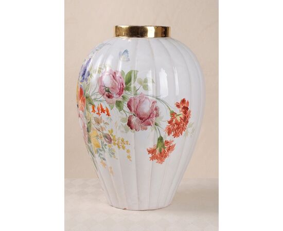 Italian Zaccagnini painted ceramic vase     