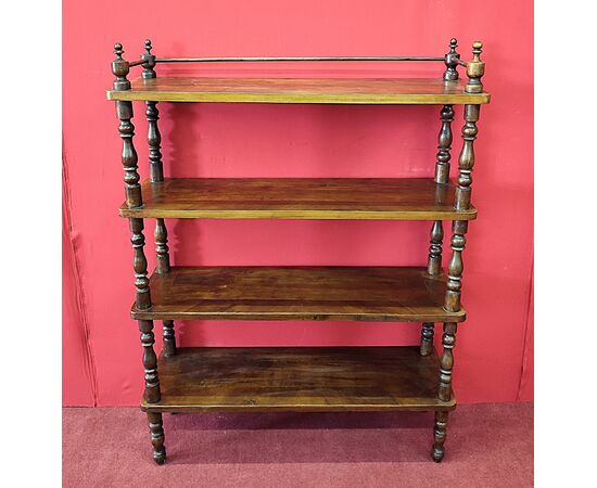 Four-shelf étagère bookcase