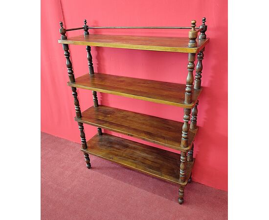 Four-shelf étagère bookcase