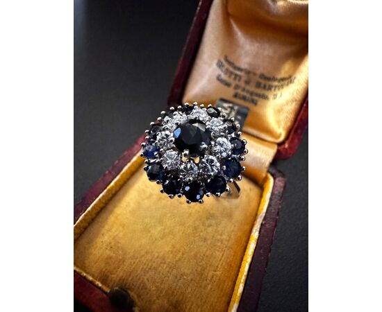 Anello  con  Zaffiri  e  Diamanti  