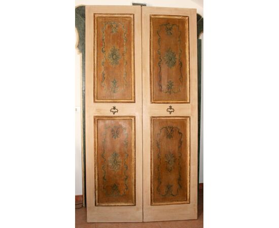 02 Neapolitan doors adipine with two doors     