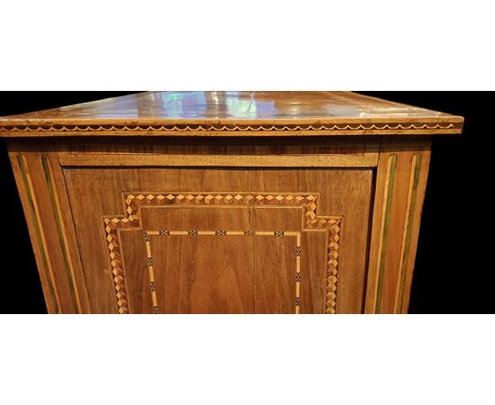 CREDENZA INTARSIATA - NORD EUROPA -  XIX SEC.