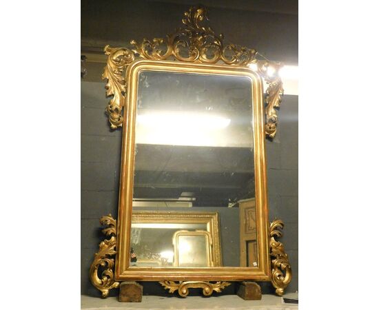 specc124 large sculpted and gilded mirror, h 210 x 135 cm wide     