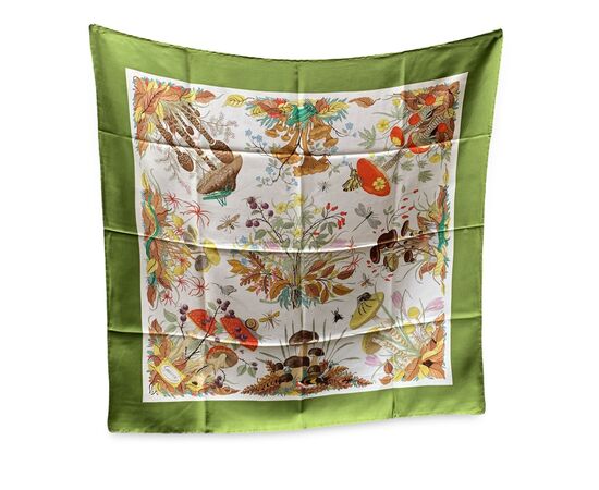 GUCCI Foulard Vintage in Seta Col. Verde Funghi (Mushrooms)