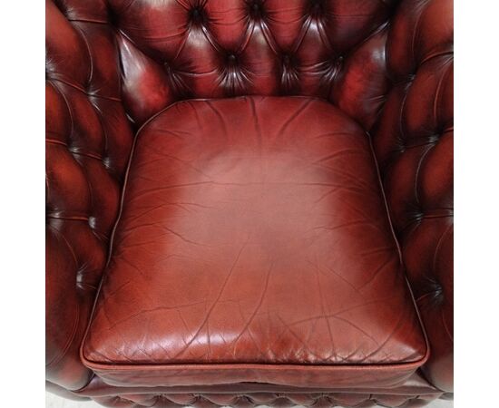 Poltrona chesterfield club inglese vintage originale in pelle rosso bordeaux 