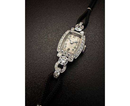 Orologio  in  platino  "  HAMILTON  "   con  Diamanti  1.5 ct.