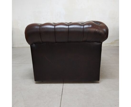 Divano chesterfield club 3 posti inglese vintage originale in pelle marrone testa di moro 