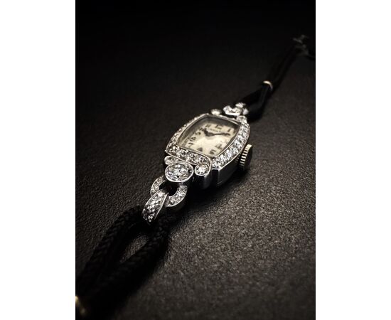 Orologio  in  platino  "  HAMILTON  "   con  Diamanti  1.5 ct.