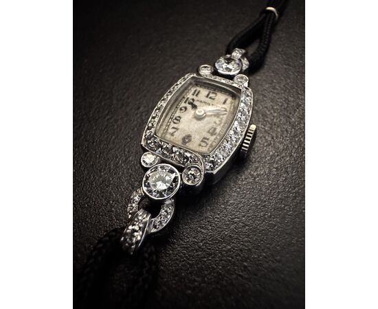 Orologio  in  platino  "  HAMILTON  "   con  Diamanti  1.5 ct.