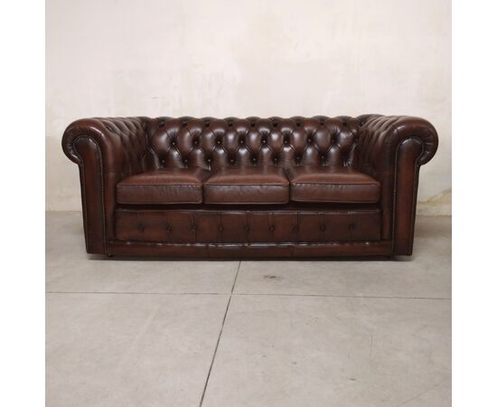 Divano chesterfield club 3 posti inglese vintage originale in pelle marrone testa di moro 