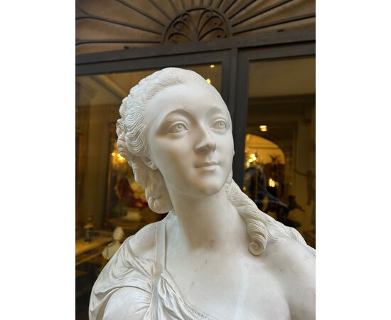 Busto raffigurante contessa Du Barry