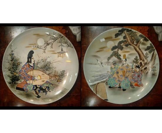Pair of Japanese dishes     