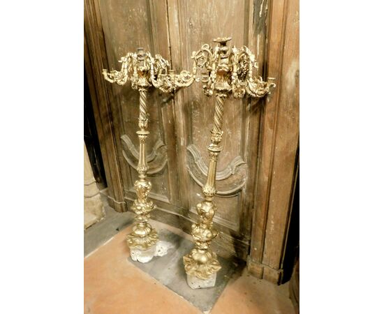 dars305 two bronze and iron torches, h 123 x 45 cm wide     