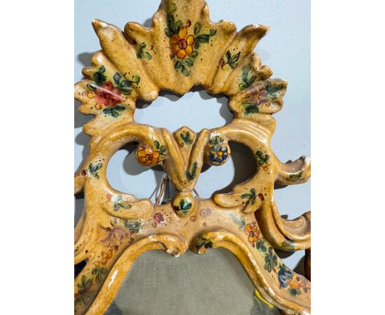 Antica Specchiera in ceramica, dipinta stile veneziano, primi '900. Mis 54x36 cm