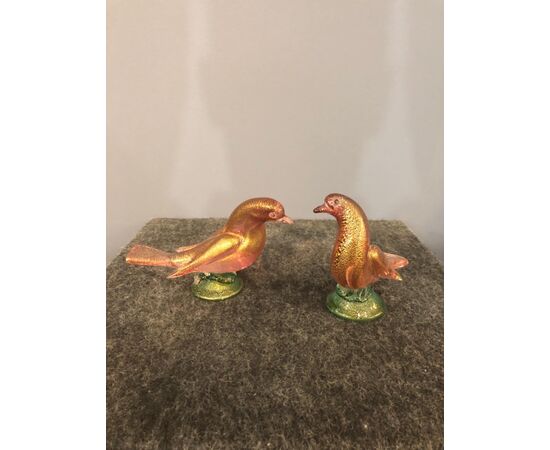 Pair of glass birds with gold inclusions, Seguso.Murano manufacture.     