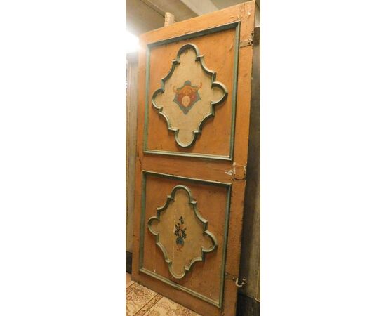 ptl502 - Neapolitan lacquered door, cm l 110 xh 238     