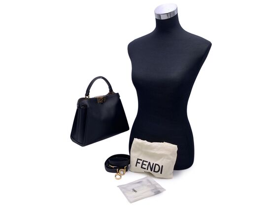 FENDI Borsa a Mano in Pelle Col. Nero Peekaboo Essentially S