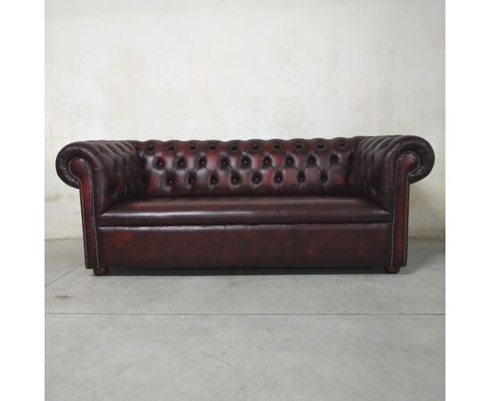 Divano Chesterfield club 3 posti inglese originale in pelle rosso bordeaux anticato ( VENDUTO ) 