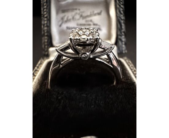 Anello  con  Diamanti  
