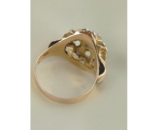 ANELLO CON DIAMANTE CENTRALE, ORO 18 KT