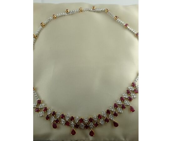 PARURE RUBINI BIRMANI E DIAMANTI ORO 18 KT