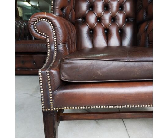 Poltrona chesterfield antica bergere inglese originale in pelle marrone   ( VENDUTO ) 