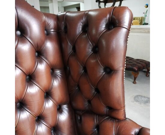 Poltrona chesterfield antica bergere inglese originale in pelle marrone   ( VENDUTO ) 