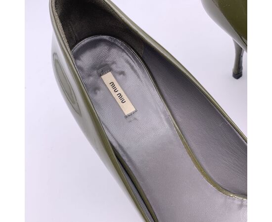 MIU MIU Scarpe con Tacco in Pelle Lucida Col. Verde 39