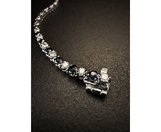 Bracciale  con  Zaffiri  e  Diamanti. 