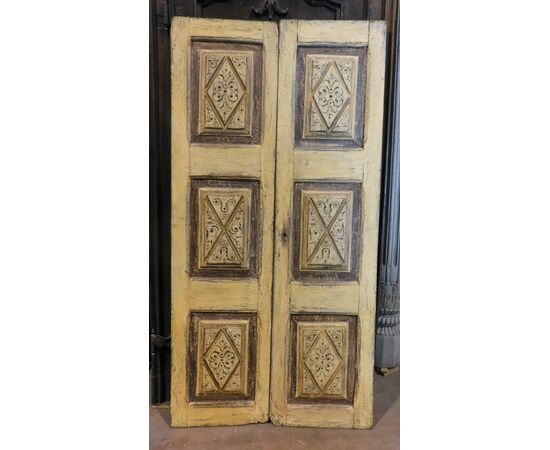 ptl511 - painted door with two doors, eighteenth century, cm l 98 xh 196     