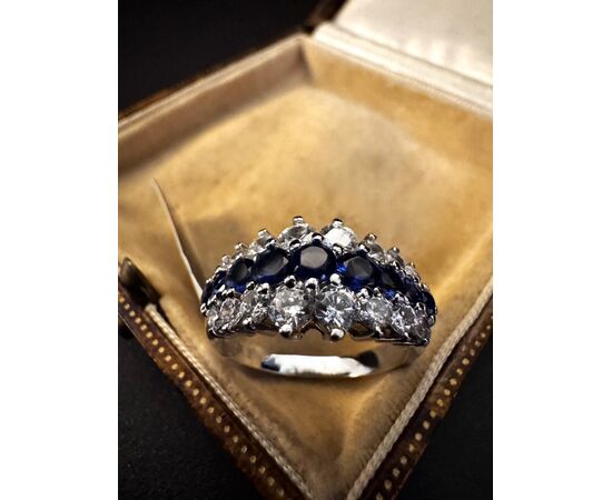 Anello  con  Zaffiri  e  Diamanti  1.80  ct.