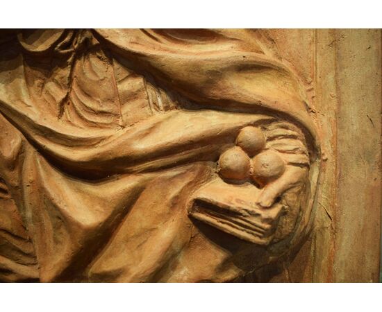 Cerchia di B. Mazzuoli - XVII-XVIII secolo - Madonna con Bambino, San Nicola da Bari e angioletto  Terracotta 