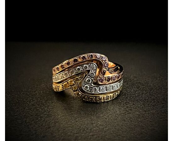 Anello  a  fascia  con  Diamanti  FANCY rosa, gialli e bianchi  1.5 ct.