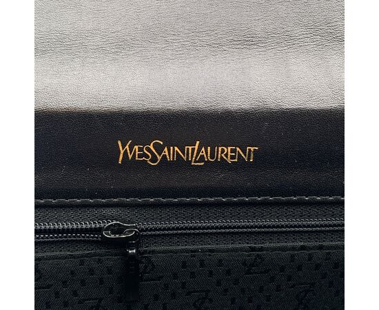 YVES SAINT LAURENT Pochette Vintage in Pelle Lucida Col. Nero S