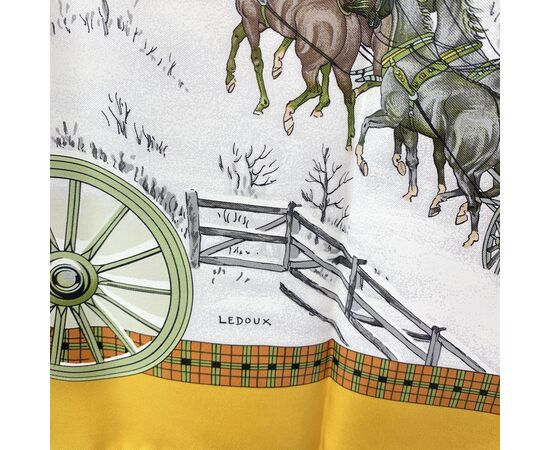 HERMES Foulard Vintage in Seta Col. Giallo Carre 90