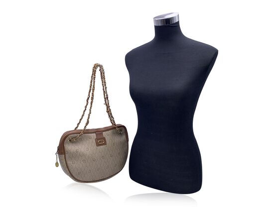 DIOR Borsa a Tracolla Vintage in Tela Col. Beige <p style="text-align:left;">Vintage Christian Dior beige logo canvas shoulder bag with brown leather trim. Gold metal CD logo on the front. Upper zipper closure. Gold metal interwoven leather shoulder strap