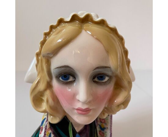 ESSEVI, Sandro Vacchetti, La campagnola bella, Scultura busto di donna ceramica