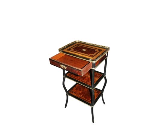 Tavolino Etagere Francese stile Napoleone III in vari legni policromi XIX secolo