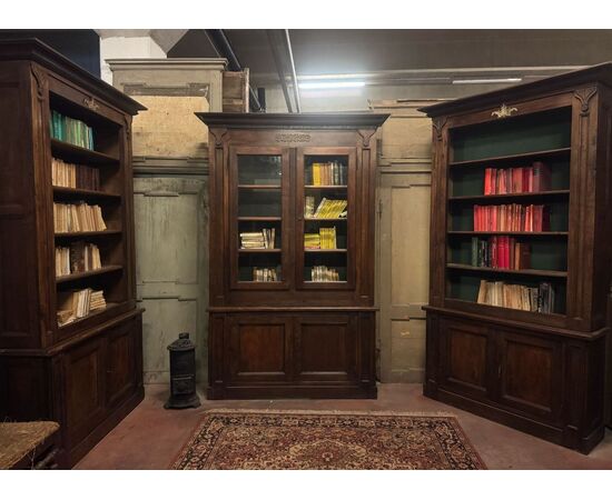 LIB160 - N. 3 mobili/ librerie in noce e pioppo, epoca '800, misure diverse
