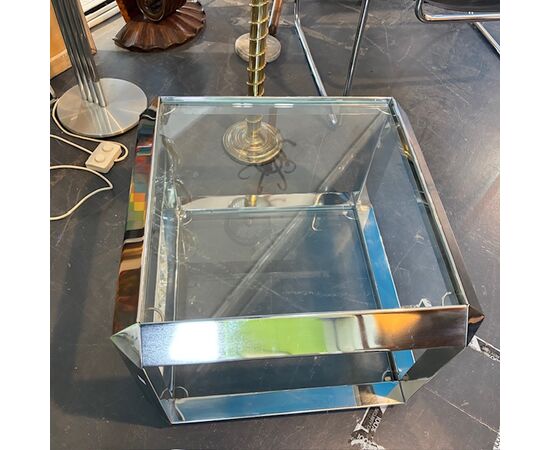 Coffee table anni 70  designer Rosselli Alberto per Saporti. Metallo cromato 55 x 55. h 40 