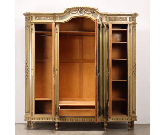 Armadio in Stile Neoclassico Piemonte XX Secolo