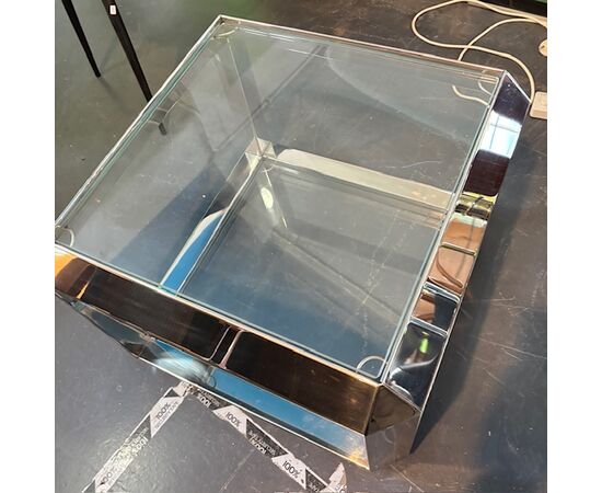 Coffee table anni 70  designer Rosselli Alberto per Saporti. Metallo cromato 55 x 55. h 40 